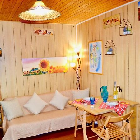 * * * Villa Annalisa * * * Кастелдача Екстериор снимка