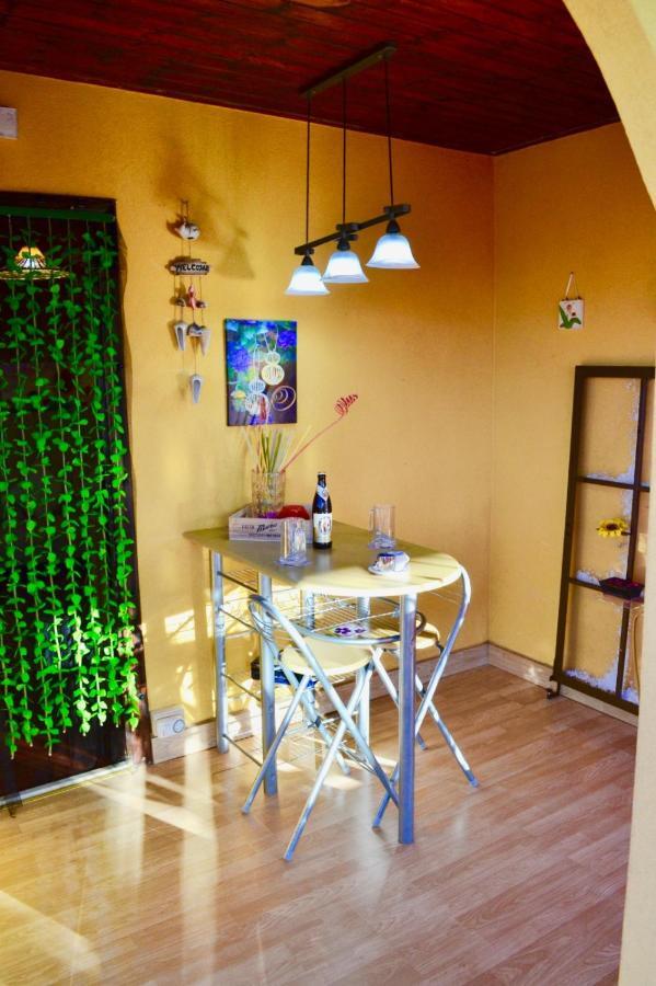 * * * Villa Annalisa * * * Кастелдача Екстериор снимка